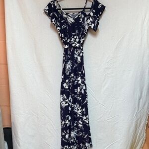 Source Unknown Dark Blue and White Floral Maxi Dress